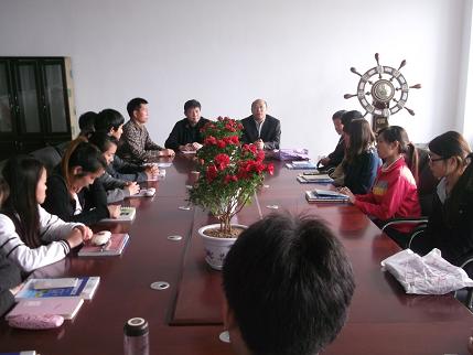 电子电气工程学院召开杭州士兰专班建设座谈会